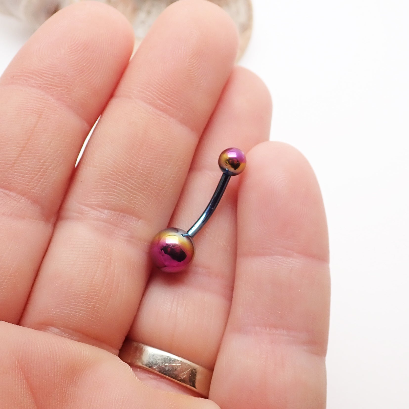 14G Basic Titanium Belly Curve - Body Clickers Body Jewelry