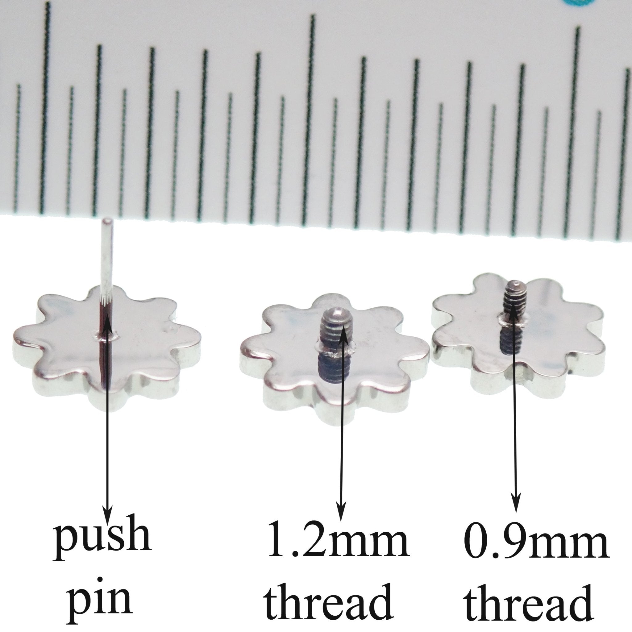 Daisy top only internally threaded or push fit - Body Clickers Body Jewelry