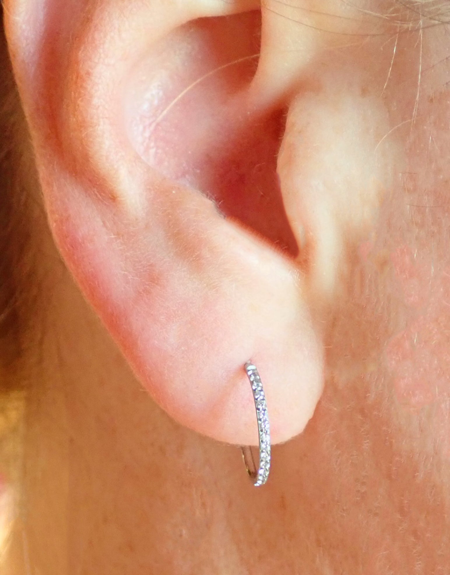 Titanium simple CZ Hoop Earrings - Body Clickers Body Jewelry