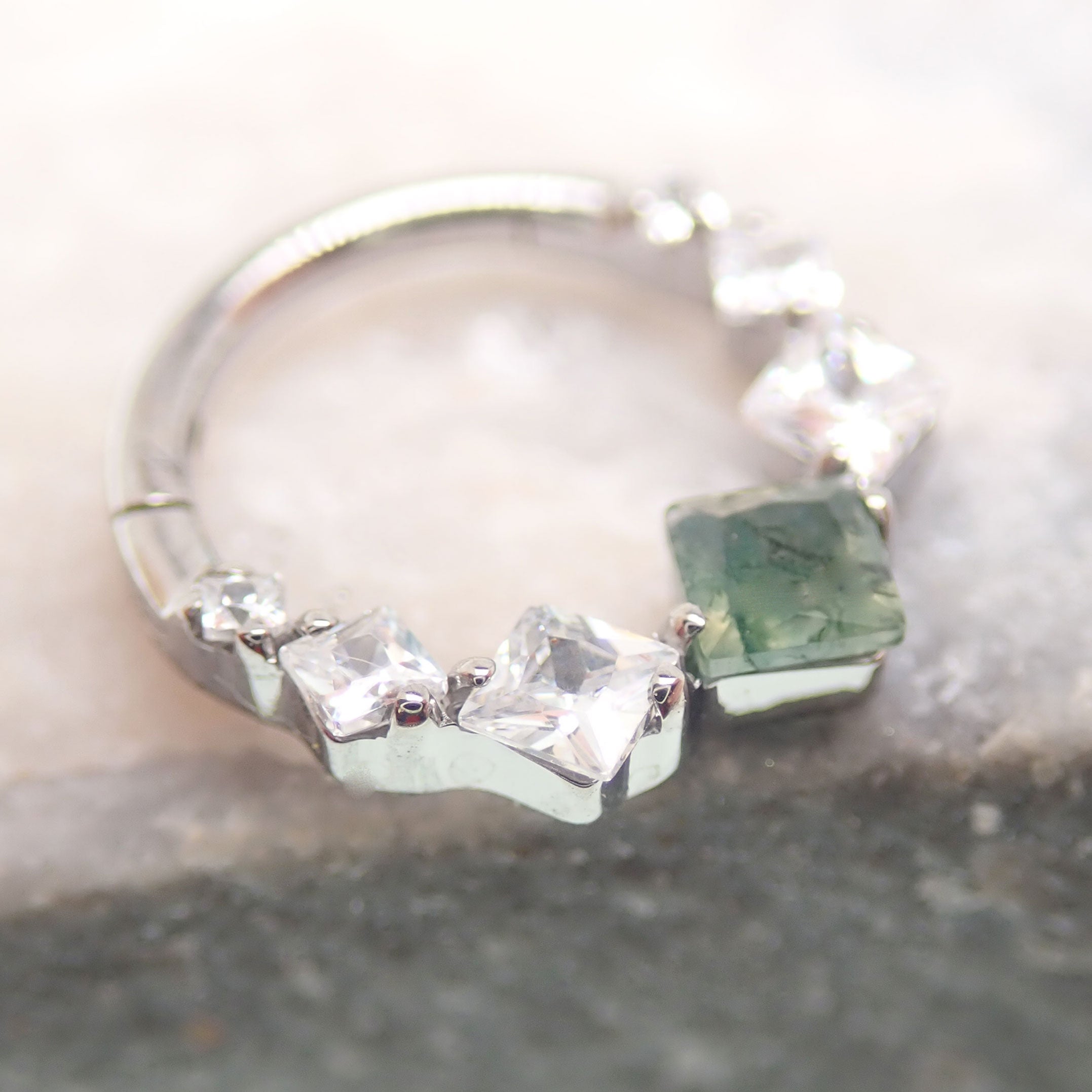 Moss Agate 8mm Titanium Clicker 16g - Body Clickers Body Jewelry
