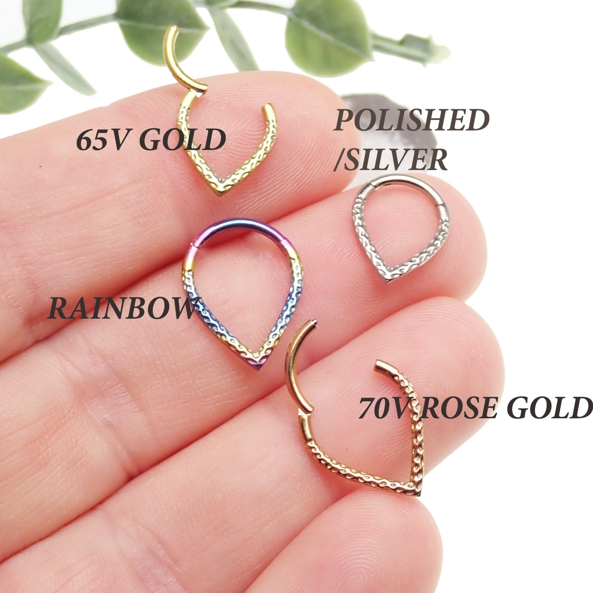 Hammered V Titanium Clicker 8mm,10mm - Body Clickers Body Jewelry