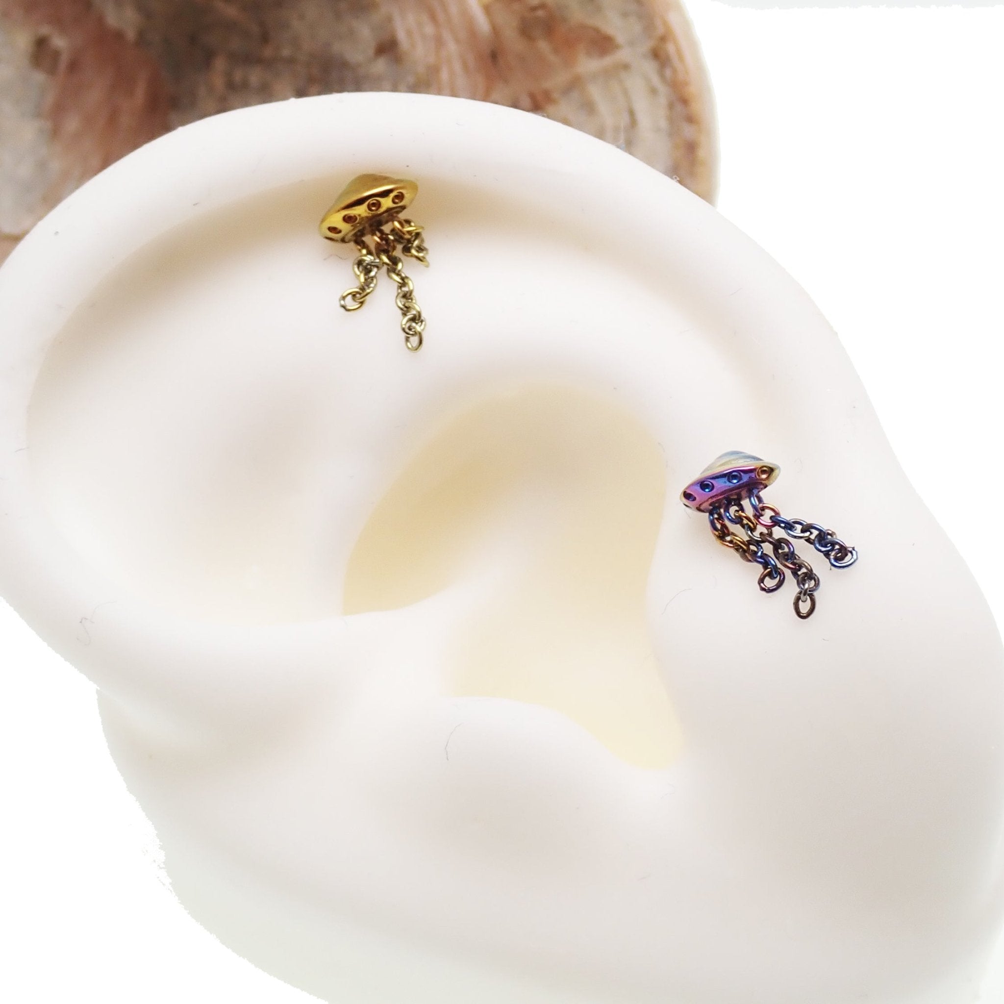 Internally Threaded UFO Titanium Flatback Piercing - Body Clickers Body Jewelry