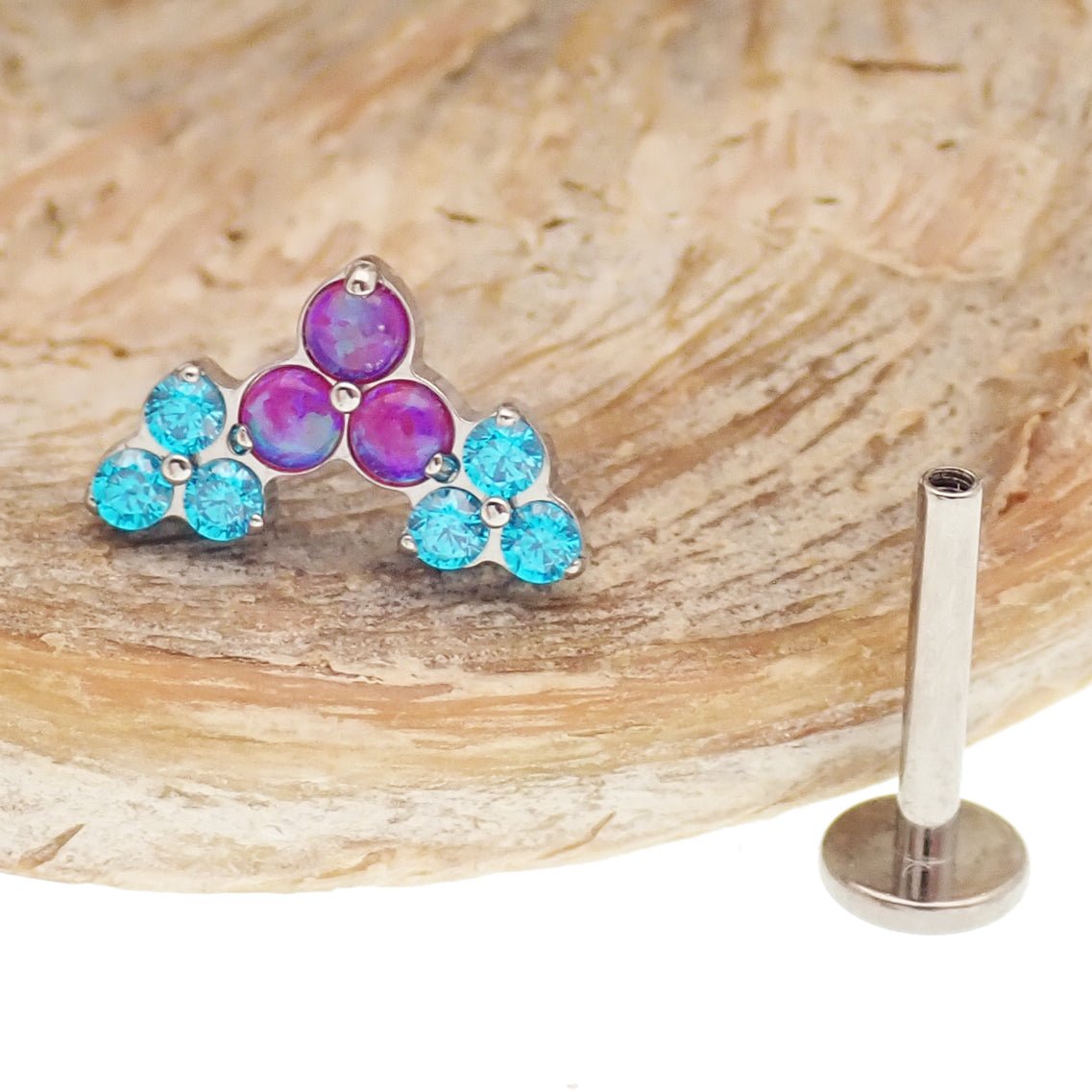 Trinity cluster threadless piercing, 20g,18g,16g,14g flatback - Body Clickers Body Jewelry