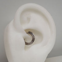Double Pyramid Septum Clicker 16g