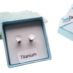 Shell Titanium Earrings