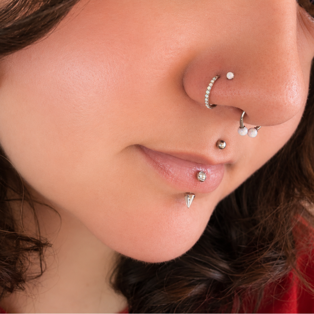 Titanium Fire Opal Hinged hoop Clicker 18g