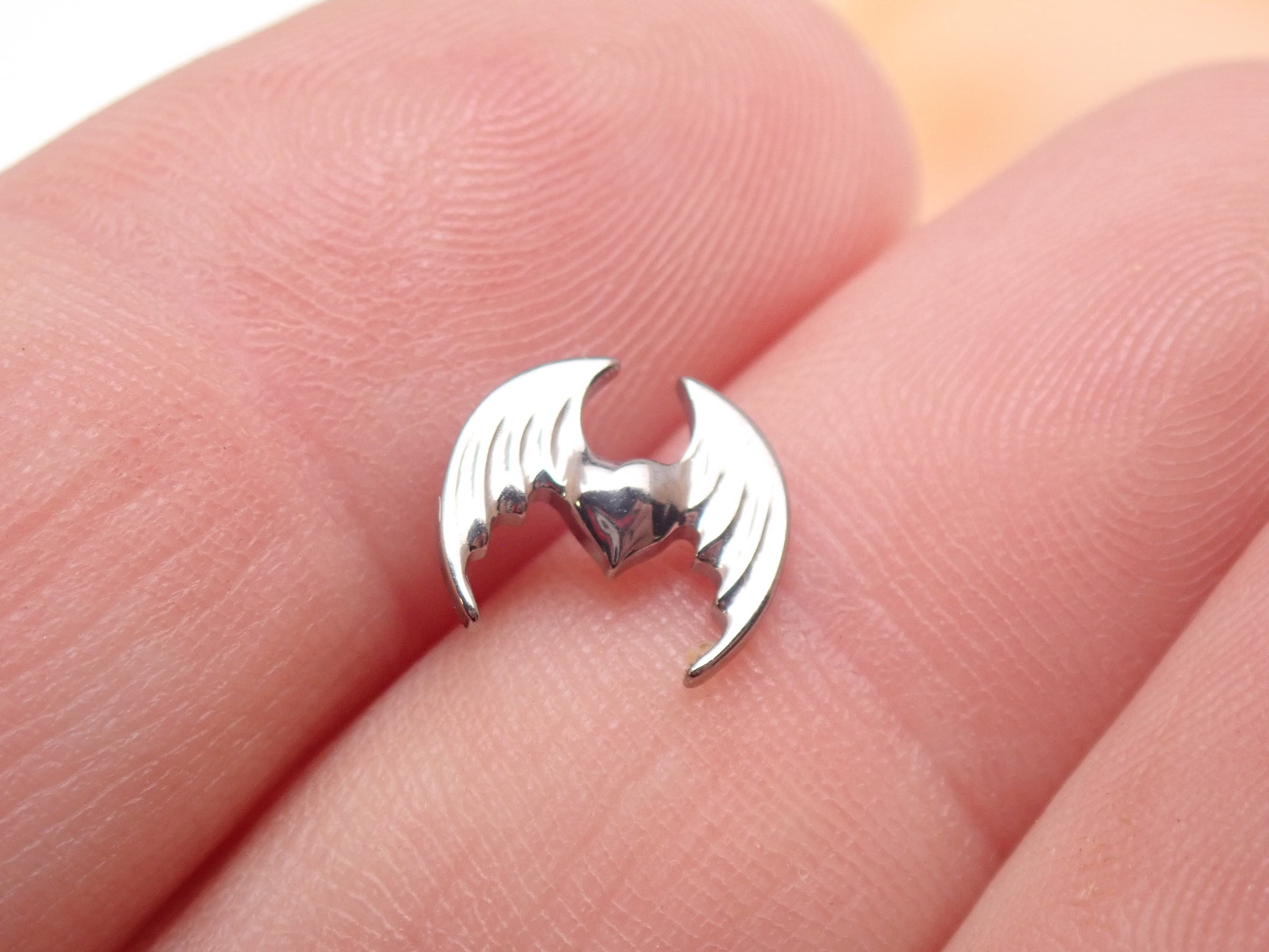 Winged Heart Titanium Flatback Piercing 18g, 16g, 14g