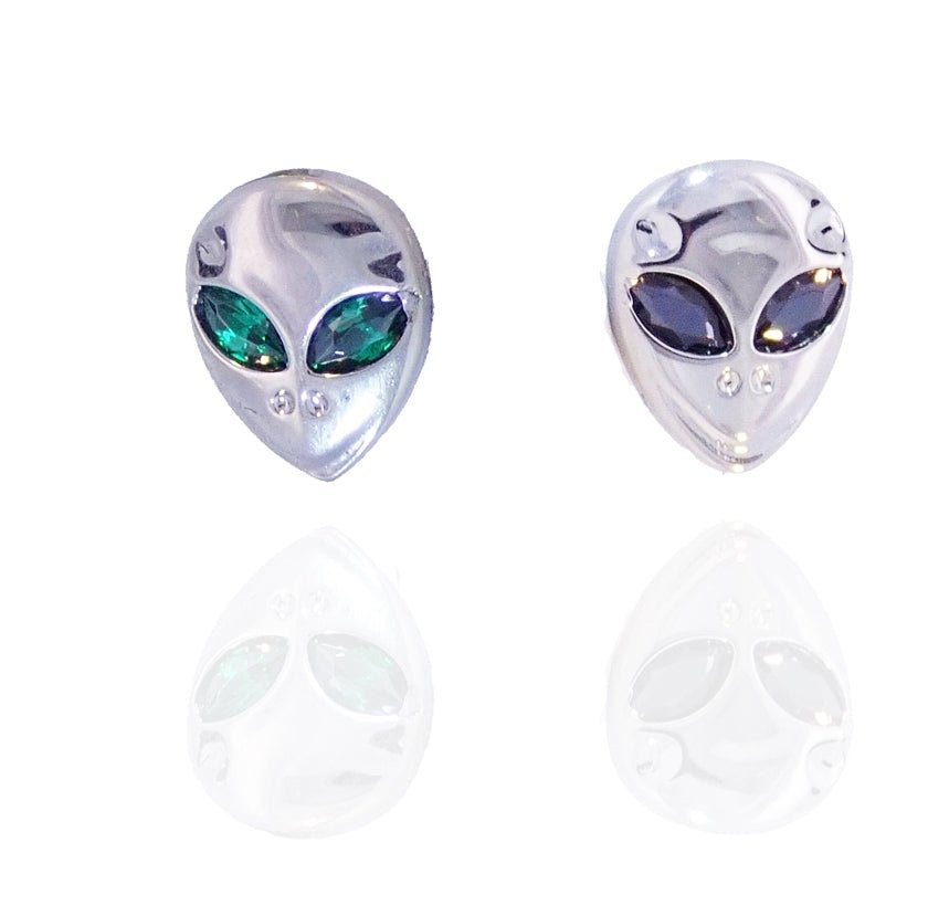 Smirking Alien Push Fit Flatback Titanium 20g, 18g, 16g, 14g - Body Clickers Body Jewelry
