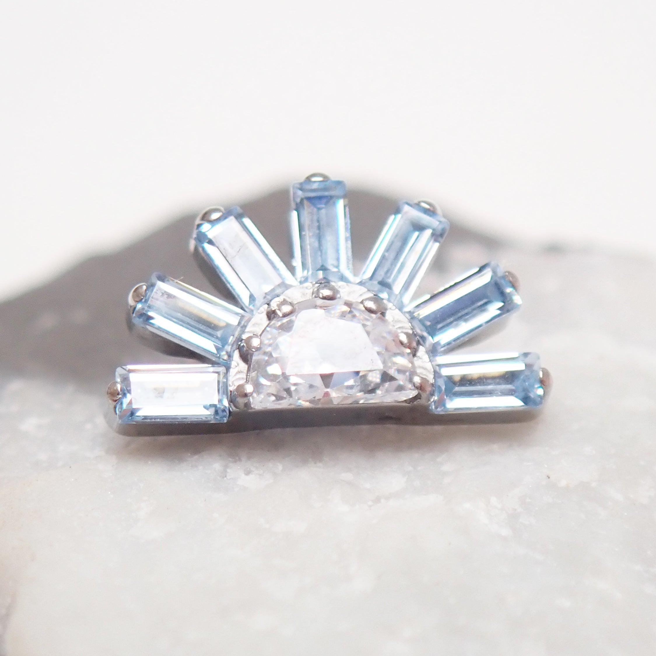 Implant Titanium CZ Sunrise Flatback Piercing, Internally Threaded 18g, 16g, 14g