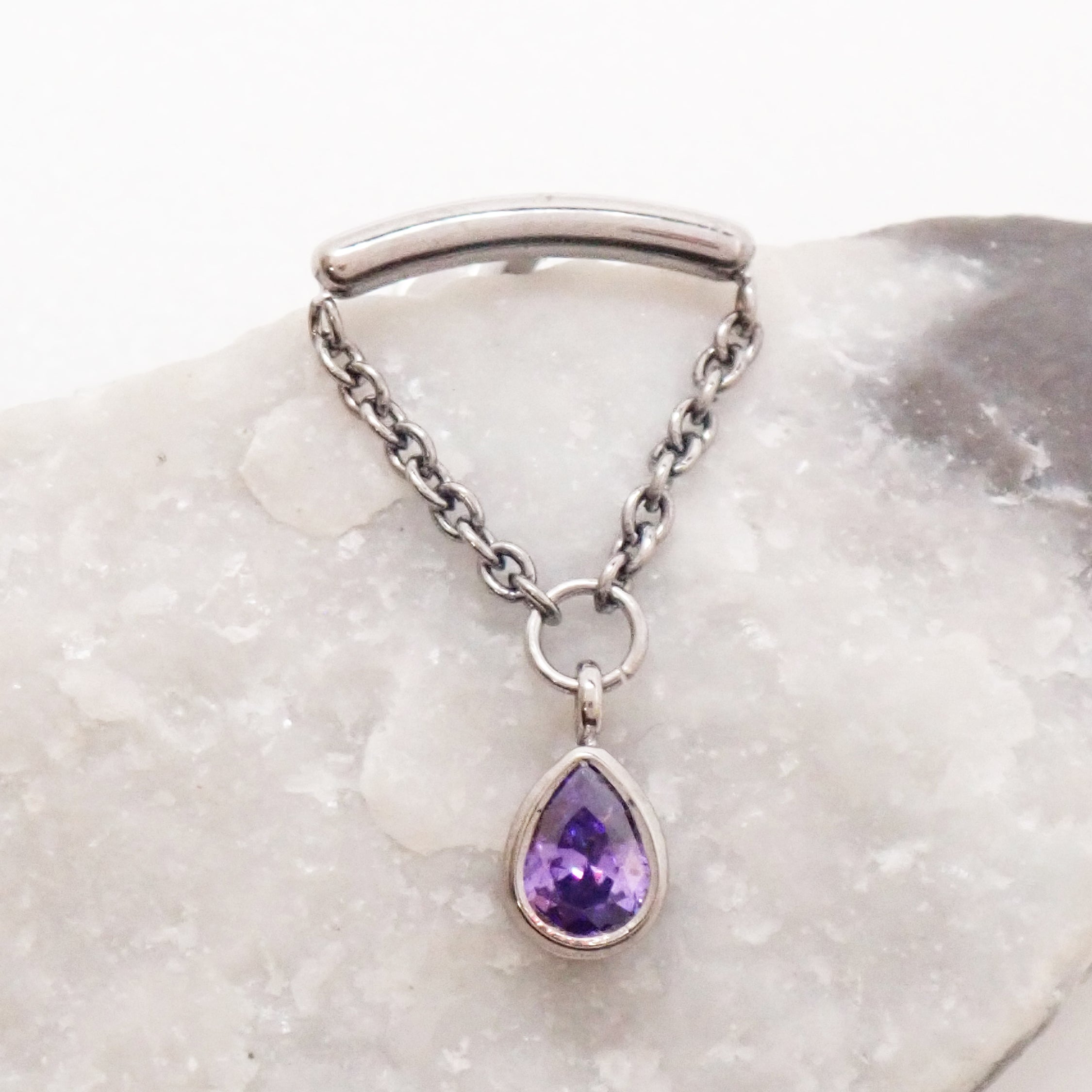 Hidden Helix Amethyst CZ Chain Titanium Flatback 18g, 16g, 14g