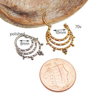 Hammered 16g 3-tier hinged fan clicker body jewelry with 8mm and 10mm sizes, featuring a textured hammered finish.