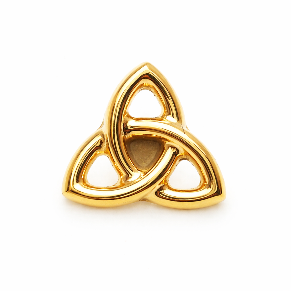 Titanium Celtic Knot labret piercing earrings in 14g, 16g, 18g with flatback design by Body Clickers
