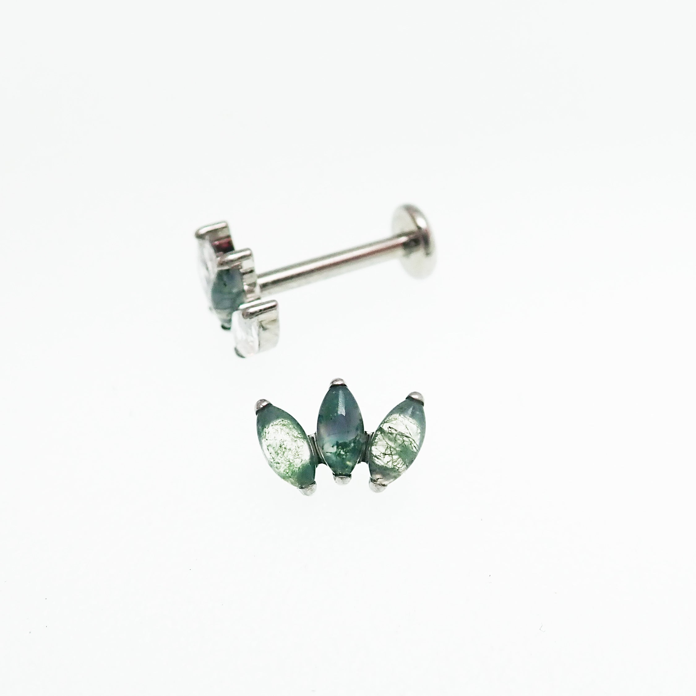 Moss Agate Arch Cluster titanium flatback labret piercing earrings in 14g, 16g, 18g with gemstone design and metal setting.