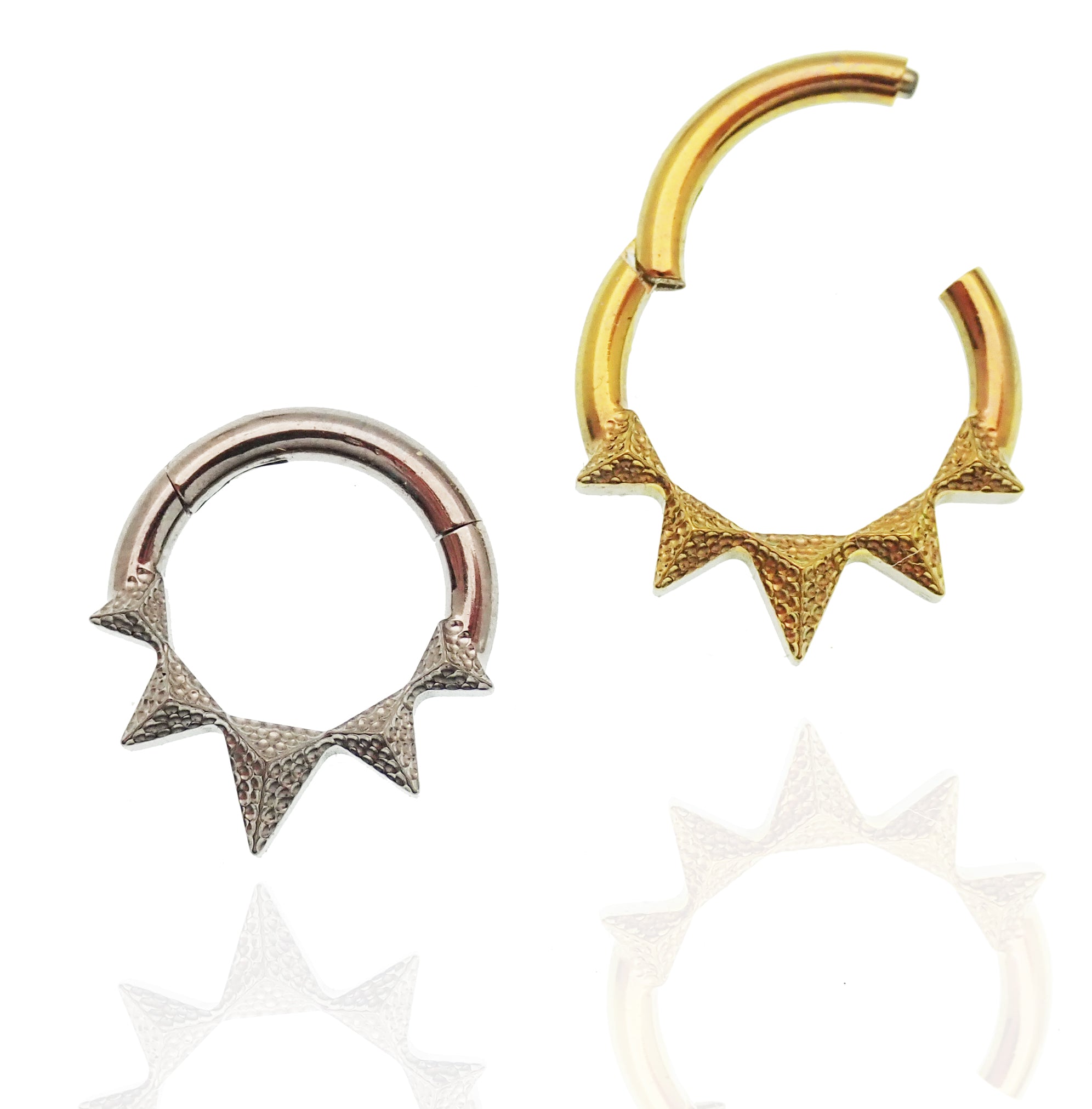 Hammered hinged clicker body jewelry by Body Clickers in 14g and 16g, featuring a point design and 8mm diameter.