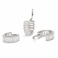 Body Clickers hinged clicker with chunky CZ stones, titanium material, 16g gauge, 8mm and 10mm sizes for body piercings