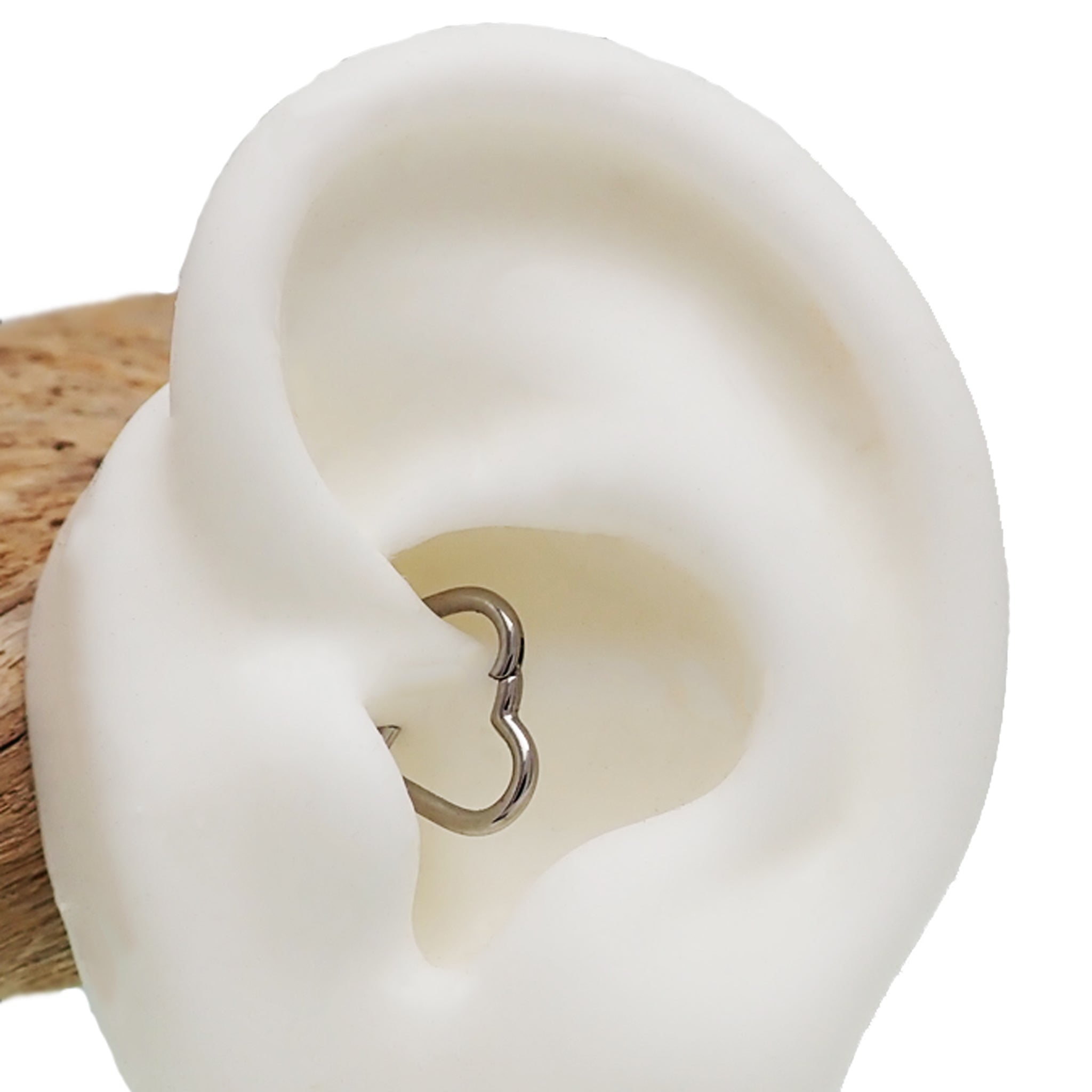 Heart-shaped titanium hinged clicker 16g by Body Clickers, featuring an 8mm design for body piercing jewelry.