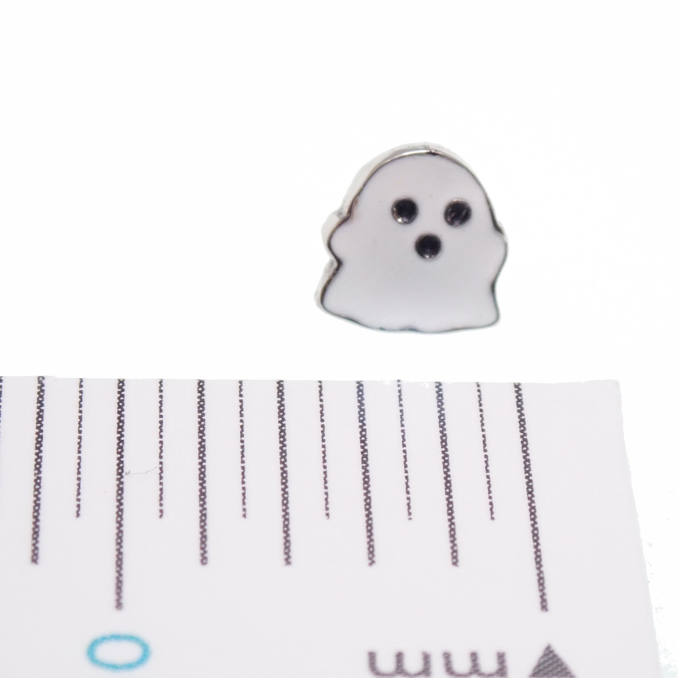 Body Clickers implant grade titanium flat back character push fit threadless tops in 14g to 20g gauges, shown in various sizes.