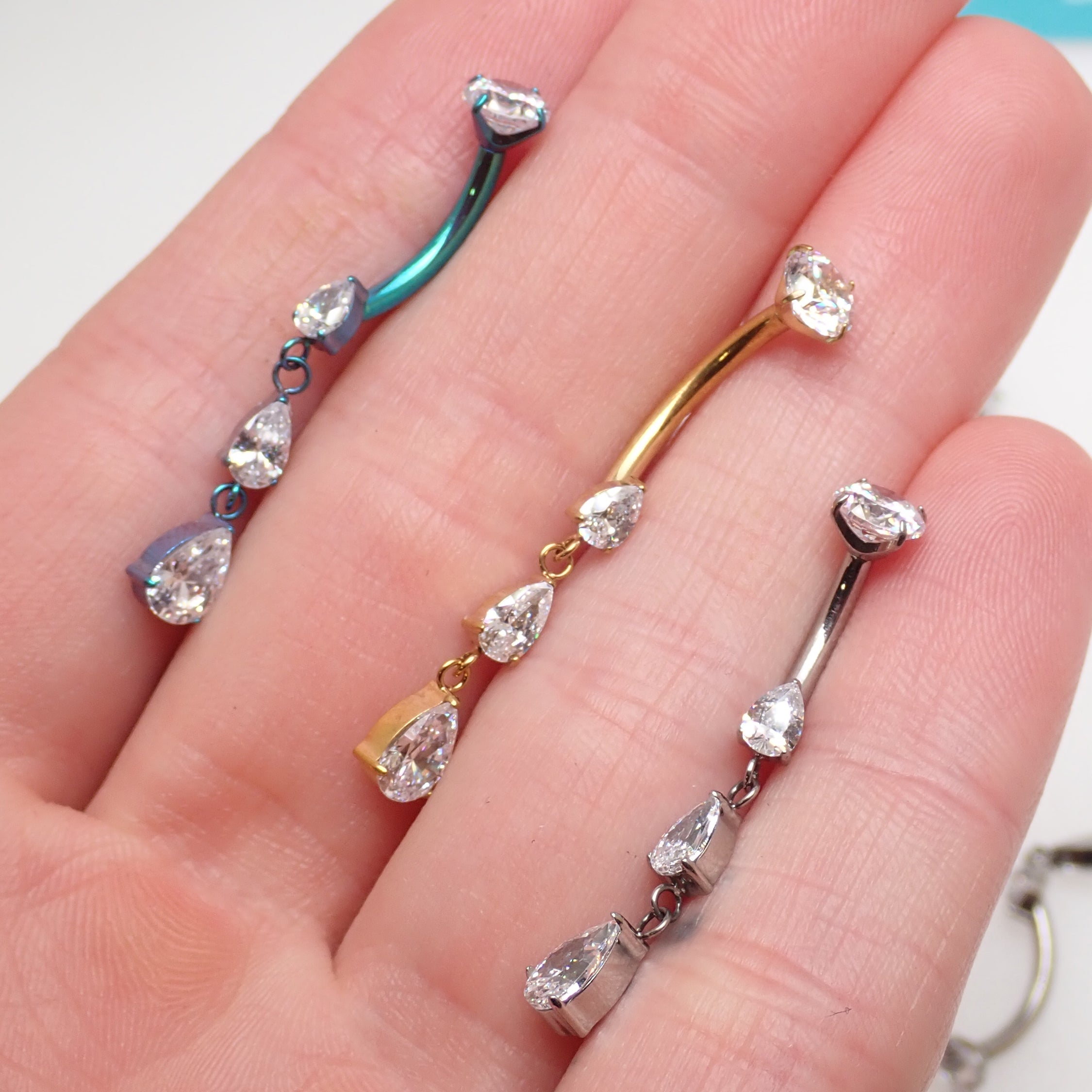 Internally Threaded Dangly CZ Belly Ring 14g 6-12mm curve