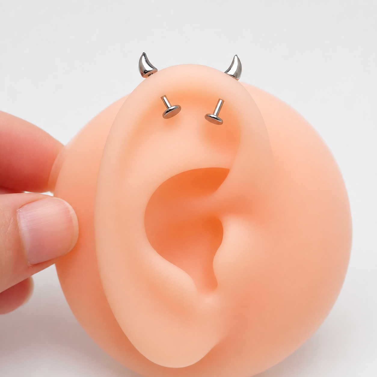 Devils Horns Helix Titanium Flatback 18g, 16g, 14g