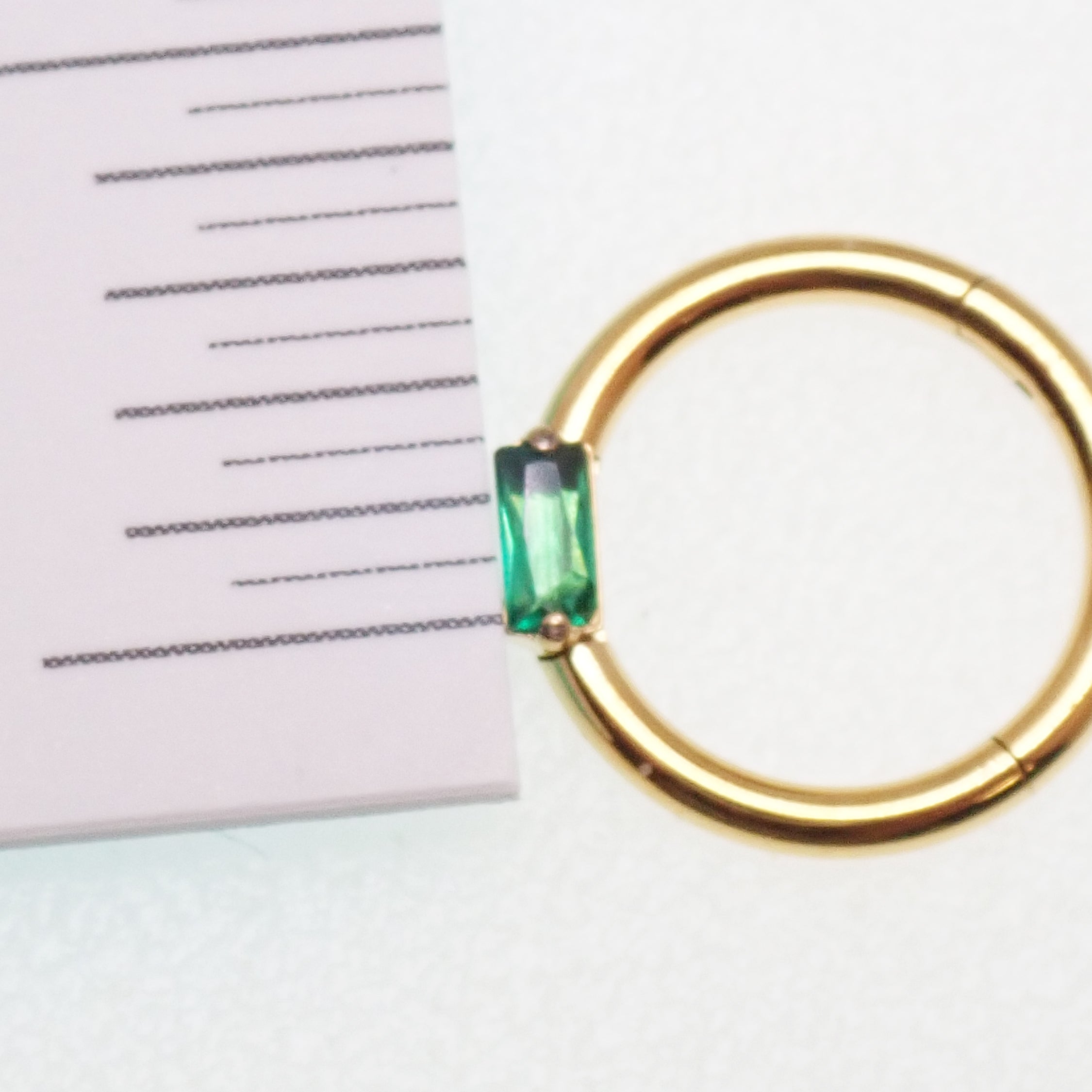 Emerald Green CZ PVD gold Titanium Clicker 16g 8mm