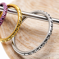 Crisscross-Etched Titanium Clicker 16g