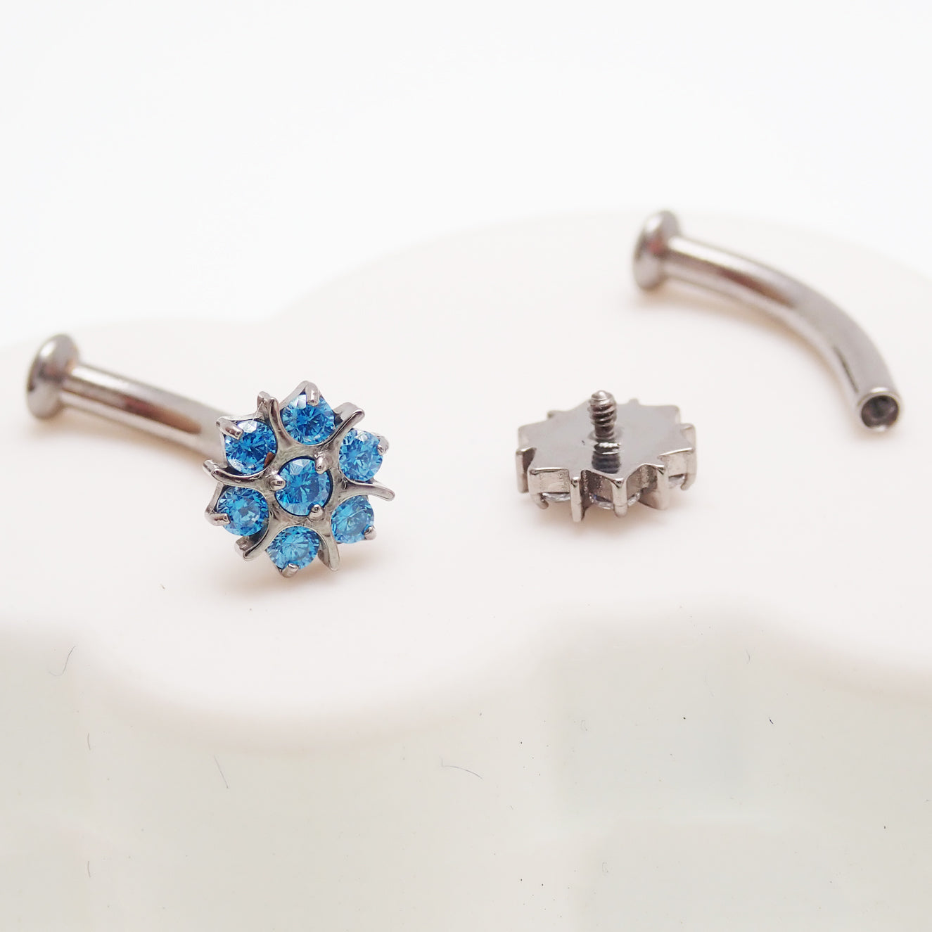 Floating Titanium Belly Bar Piercing 14g