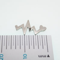 Heart Beat Titanium Flatback/ Labret Piercing 18g, 16g, 14g