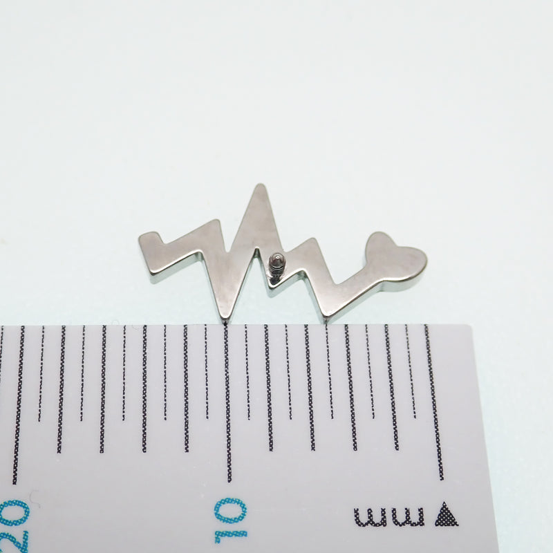 Heart Beat Titanium Flatback/ Labret Piercing 18g, 16g, 14g