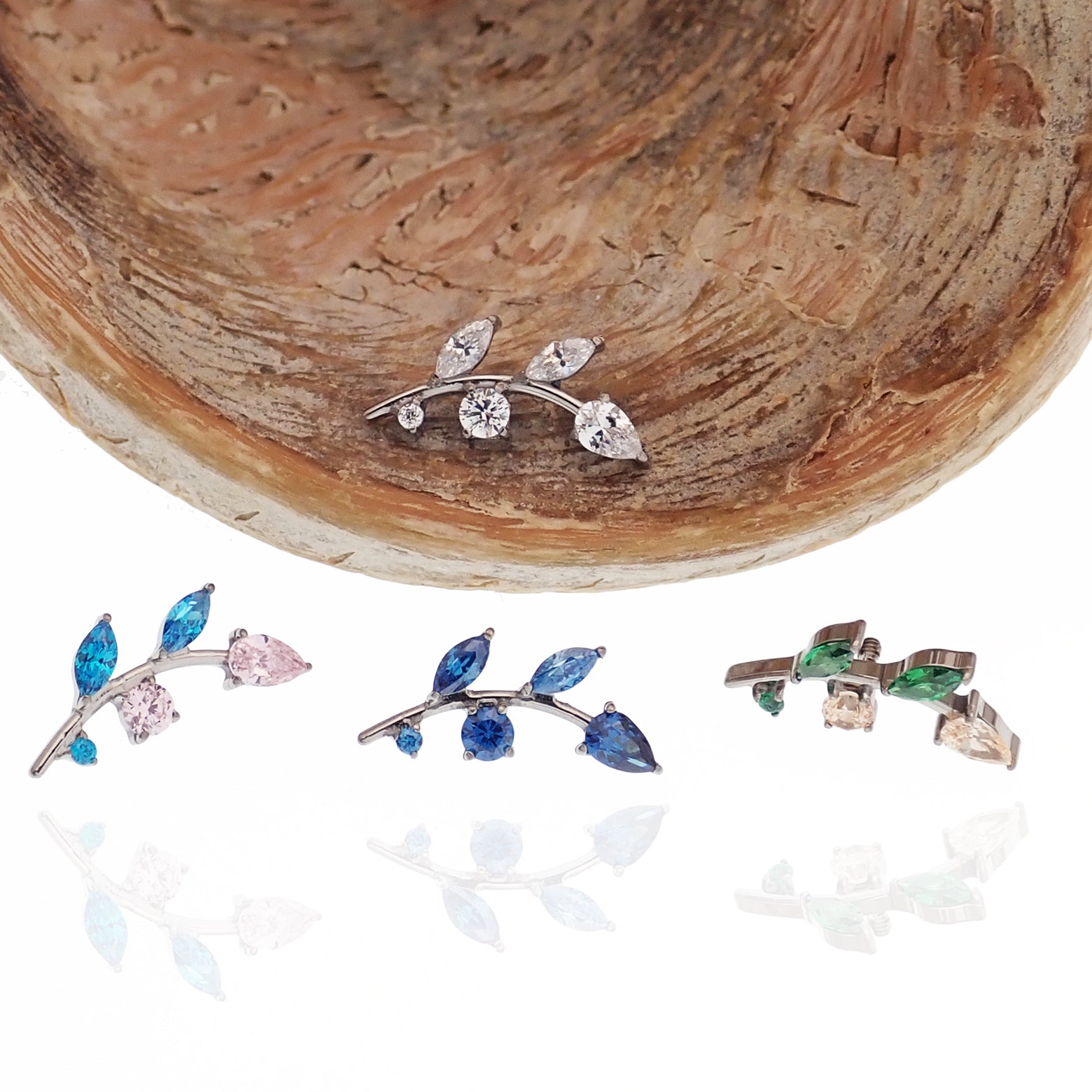 Magpie titanium flat back helix piercing with clear CZ stone, 18g, 6mm, internally threaded for secure wear.