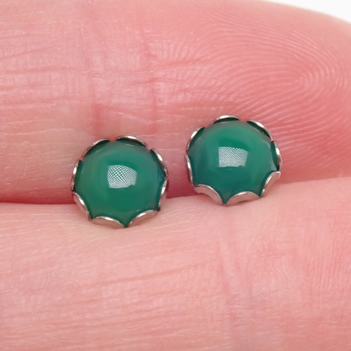 Implant grade Titanium Natural Stone 6mm Round Jade Earrings- Pair 20g