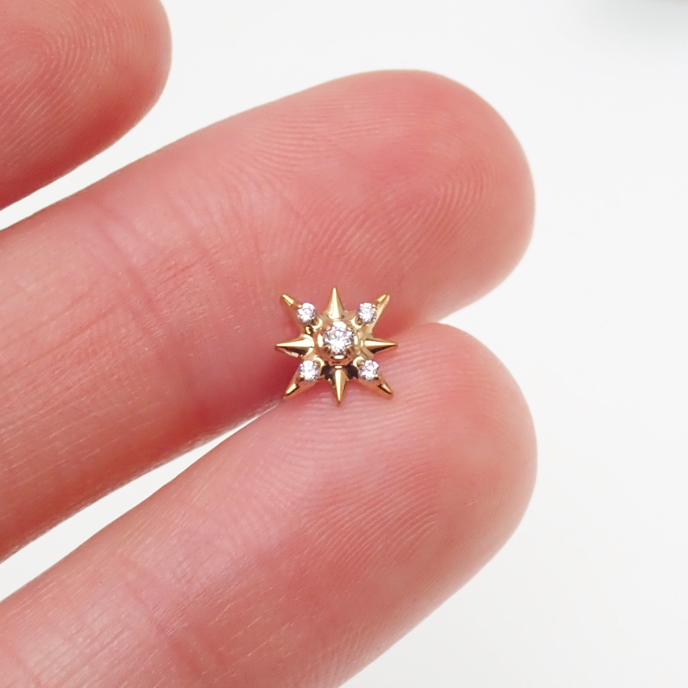 Implant Titanium PVD Gold Star Flatback Piercing- Internally Threaded