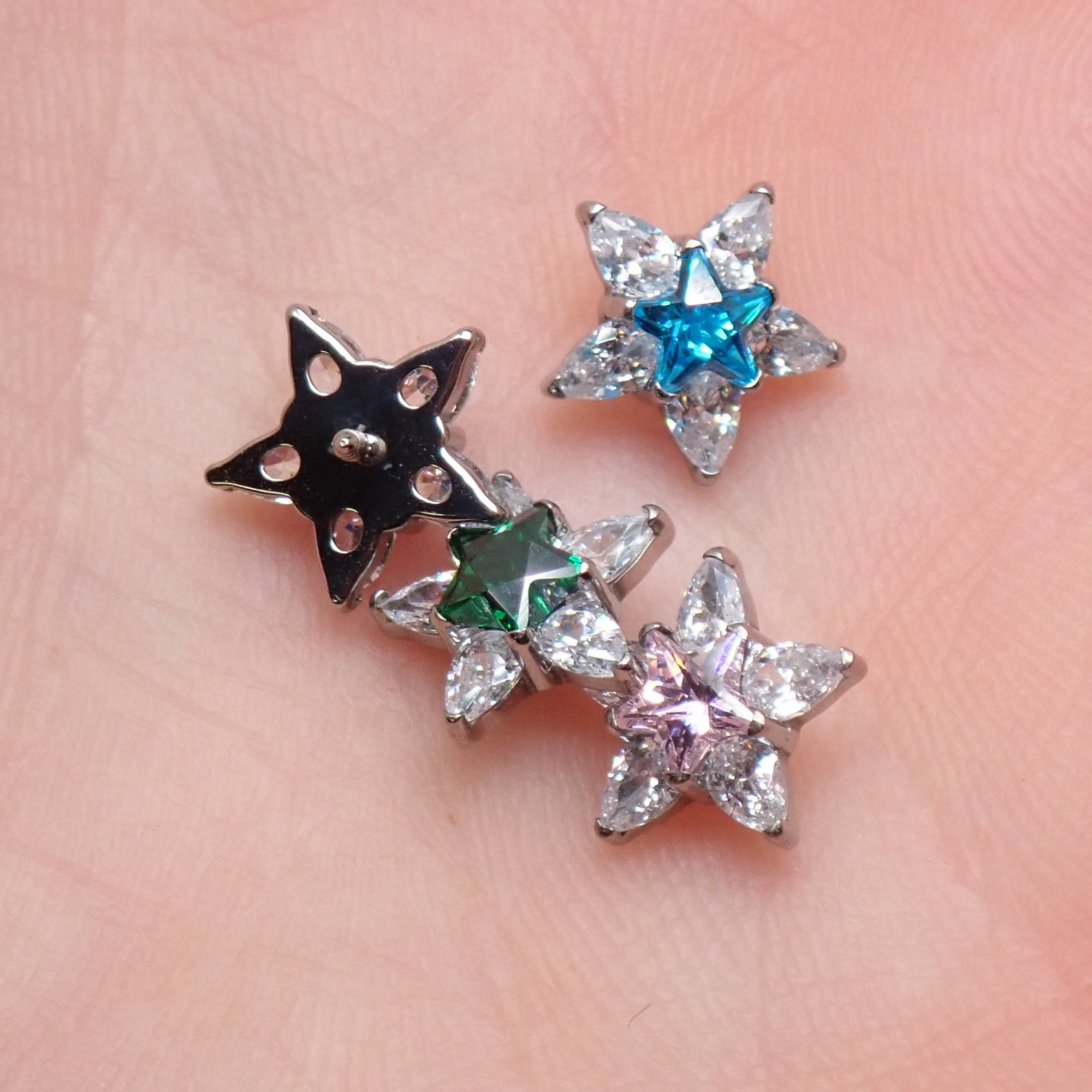 Implant Titanium CZ Star Flatback Piercing, Internally Threaded