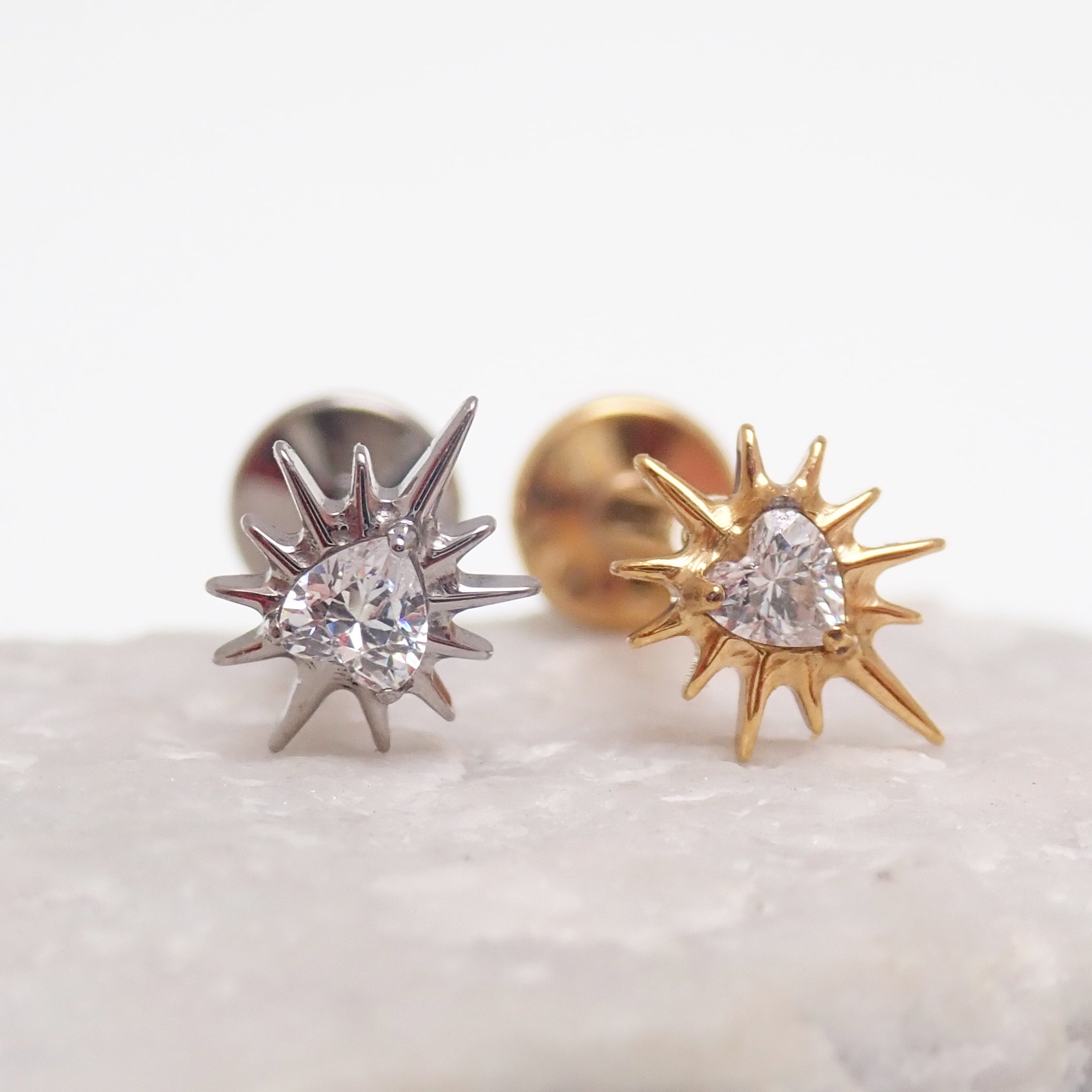 Implant Titanium Starburst Heart CZ Flatback Piercing, Internally Threaded