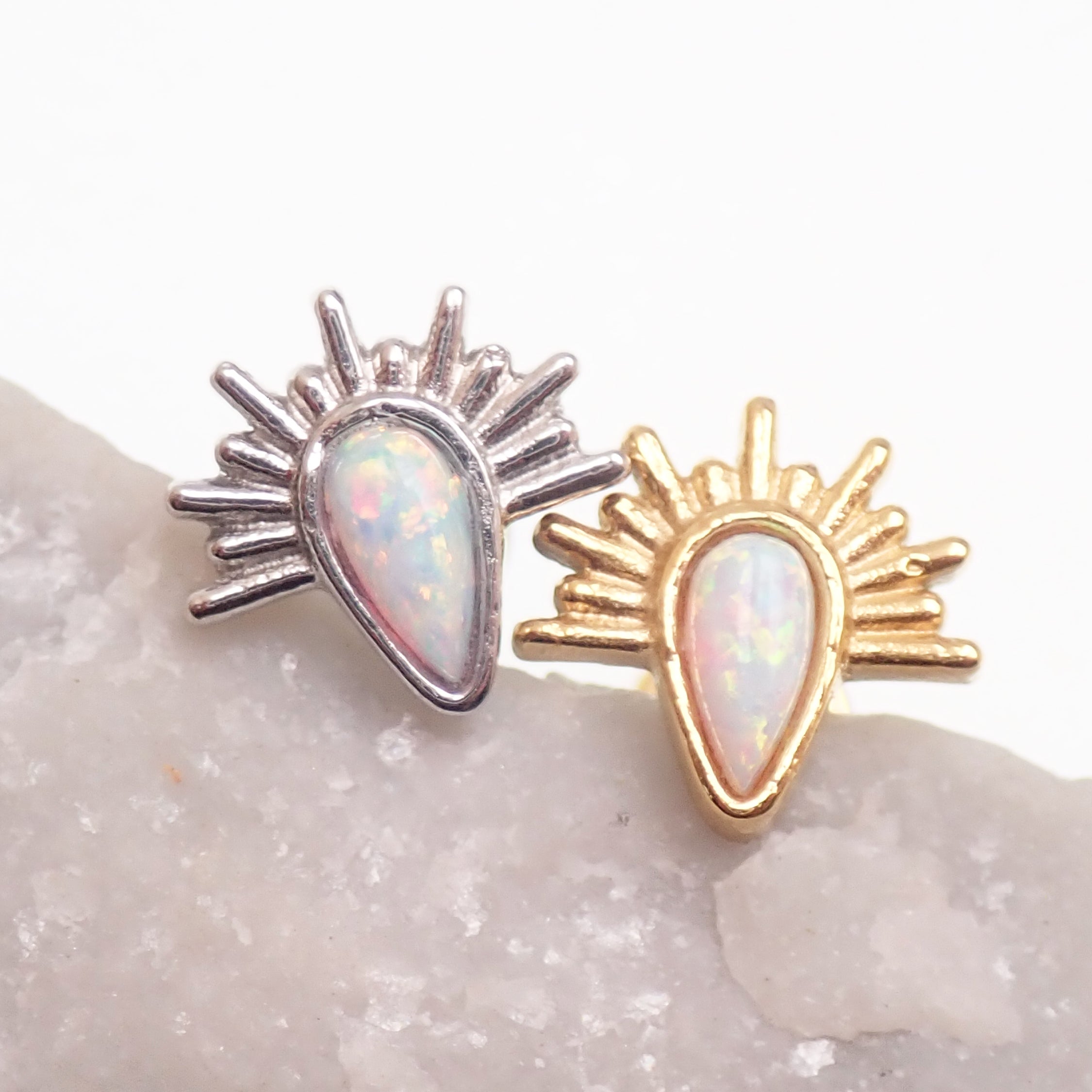 Implant Titanium Opal Flatback Piercing, Internally Threaded