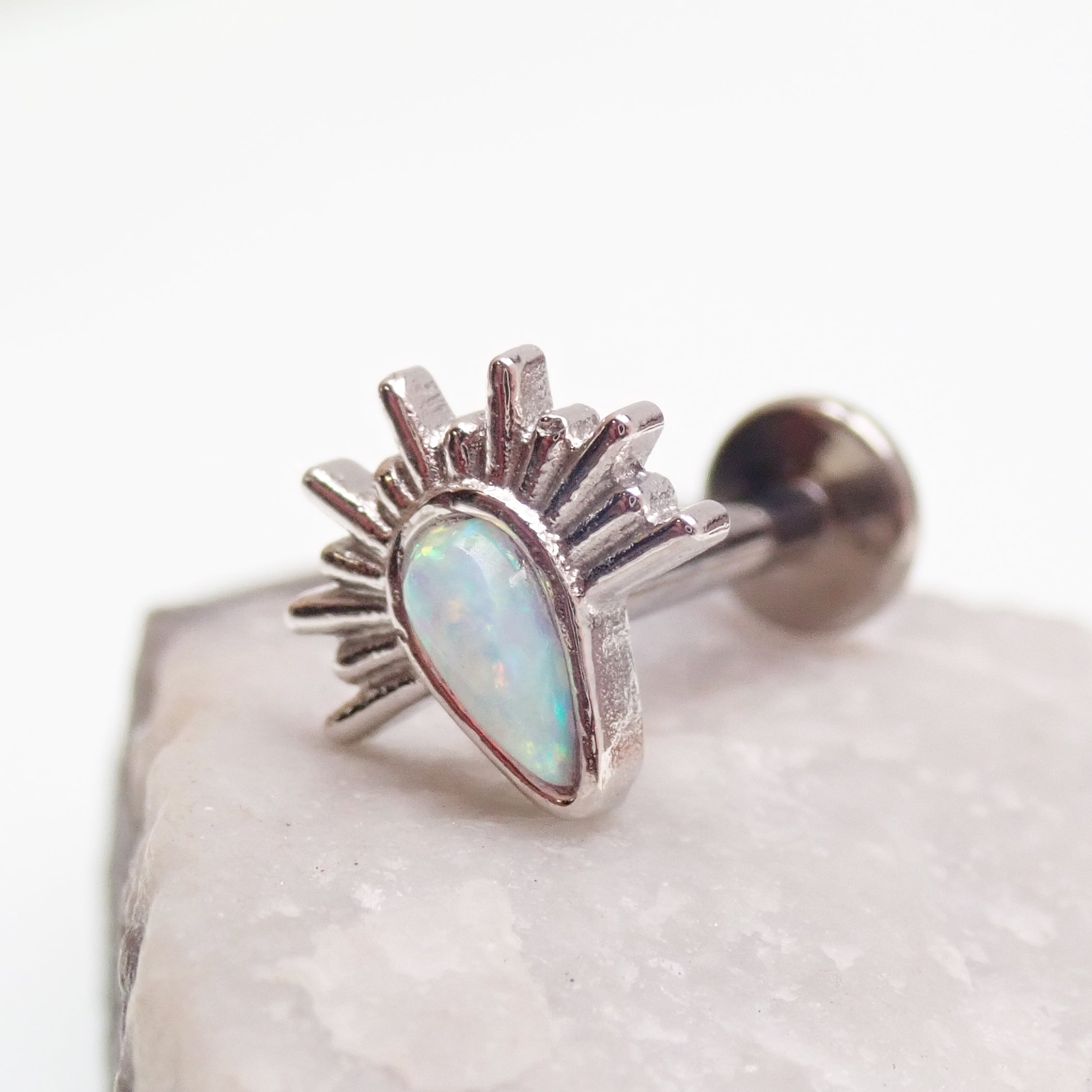 Implant Titanium Opal Flatback Piercing, Internally Threaded