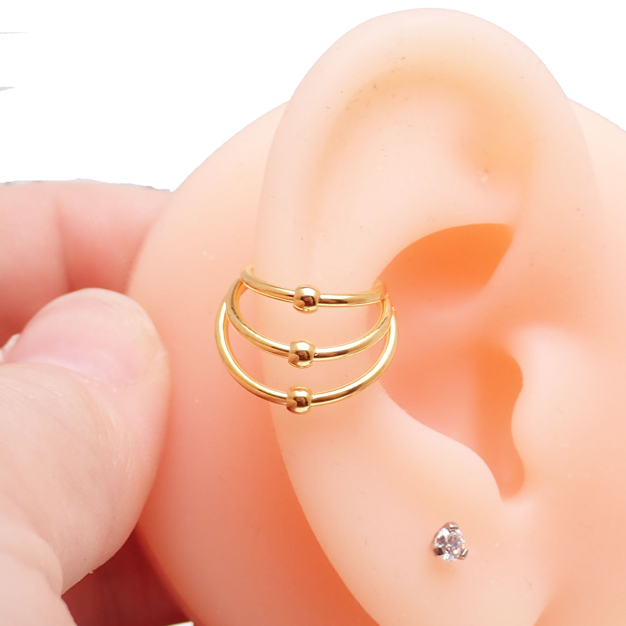 Implant Titanium 3 tier Fan Stack Hinged Titanium Clicker · Septum/Daith/Helix · 16g Hoop 10mm