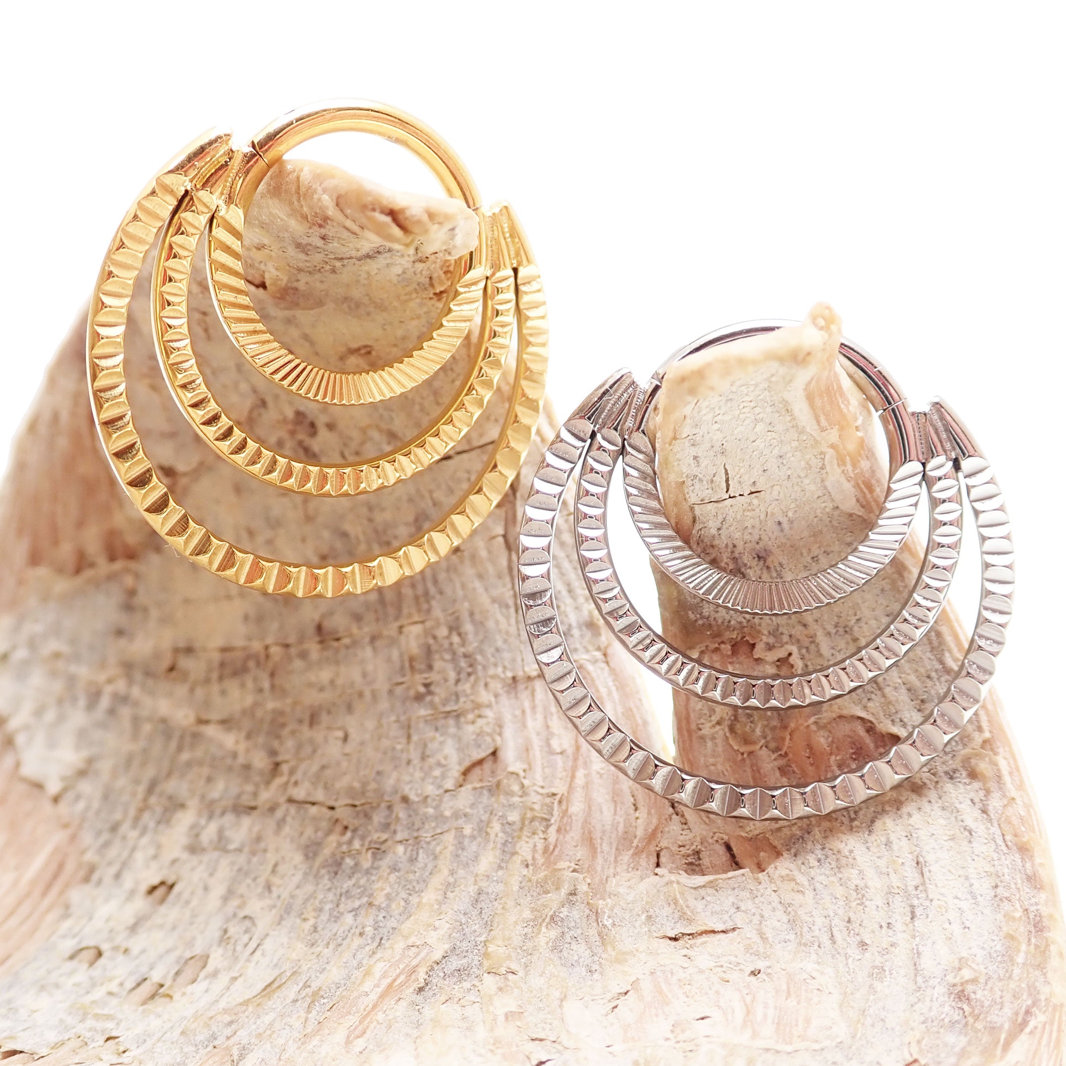 24k PVD Gold or polished  Titanium Triple  Clicker Hoop – 16G (8mm & 10mm) Septum ,Daith