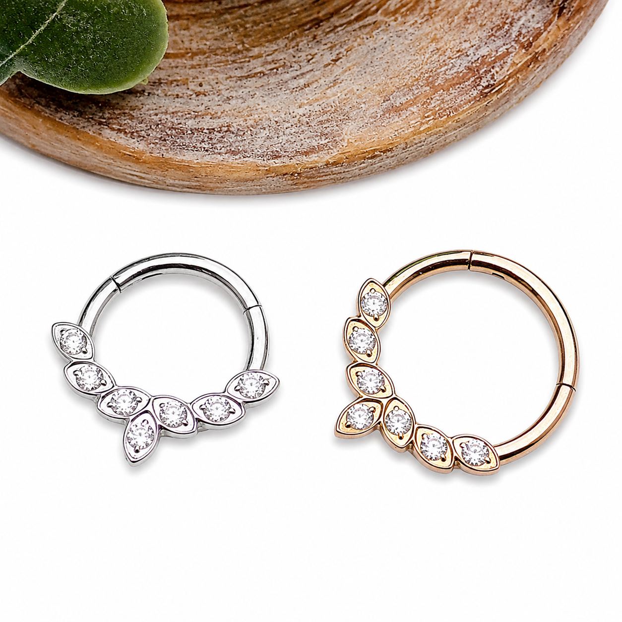 Titanium CZ Leaf Titanium Clicker 16g