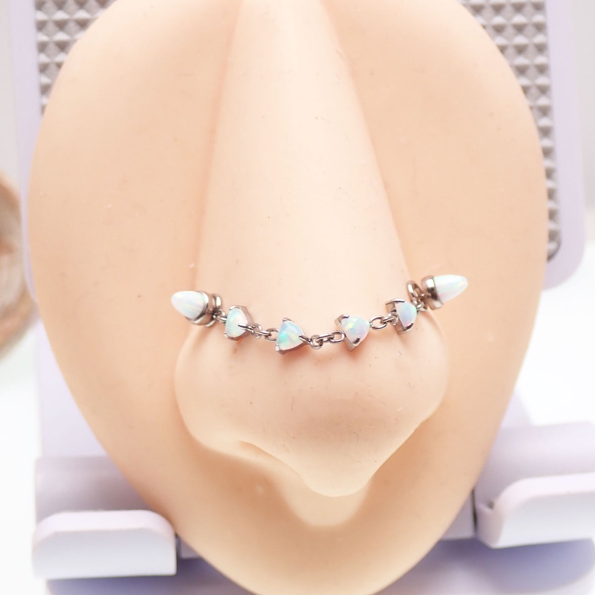 Implant titanium Opal/ CZ add on piercing chain