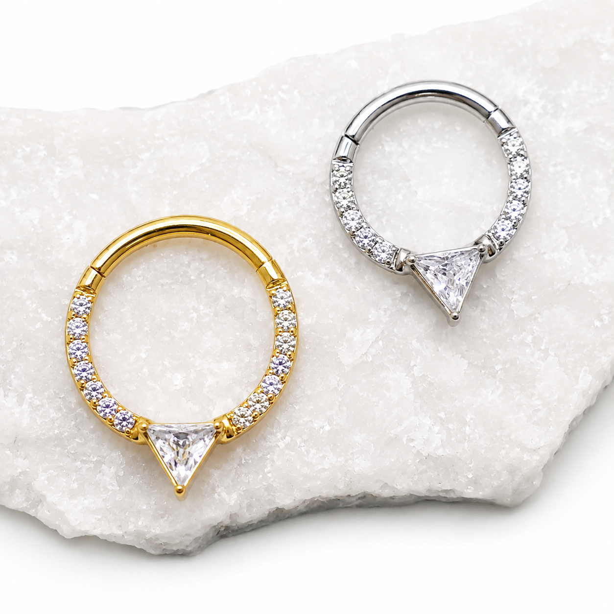 Hinged Clicker with Triangle CZ 16g