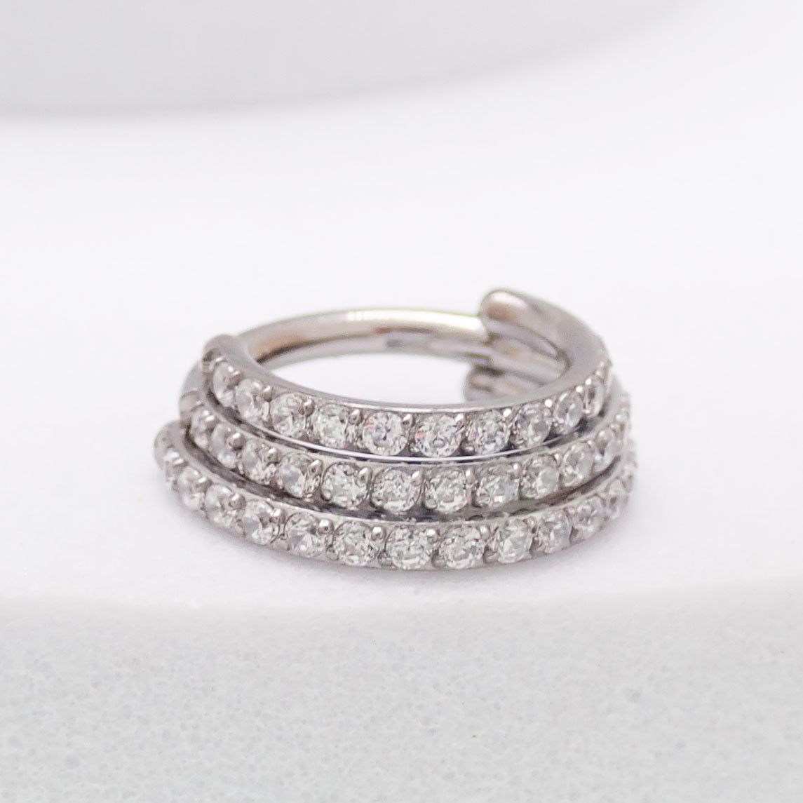 Titanium Stacked Clicker with CZ Stones 16g 8mm