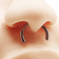 Internally threaded horseshoe titanium circular ring by Body Clickers, 16g, 6mm diameter, with smooth curved design for body piercing.