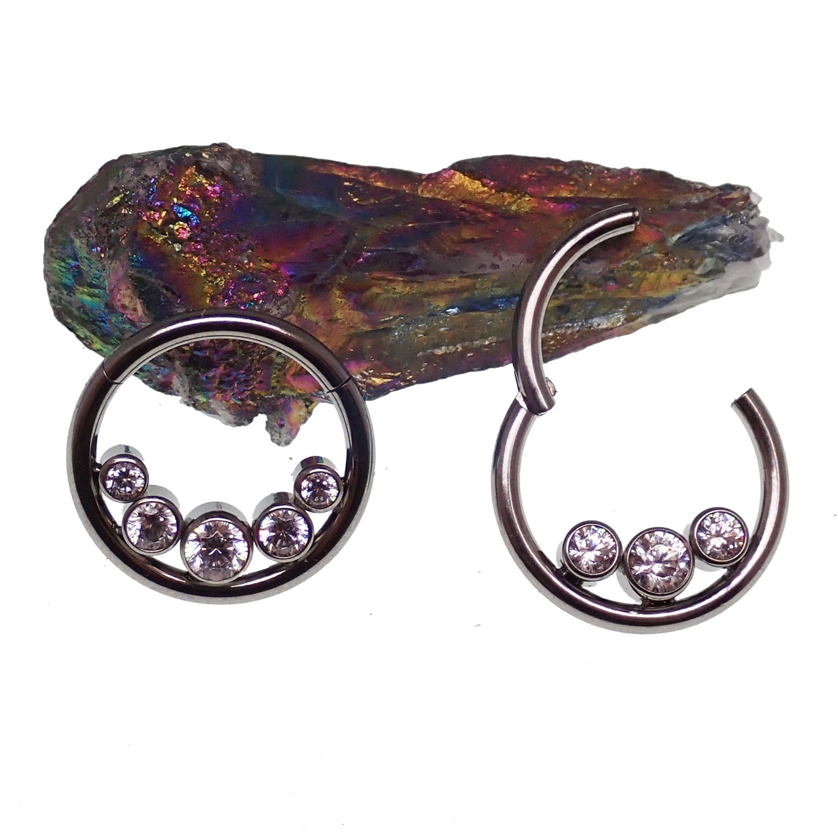 Inverted zircon crystal clicker body jewelry, 16g, with three-stone design from Body Clickers.