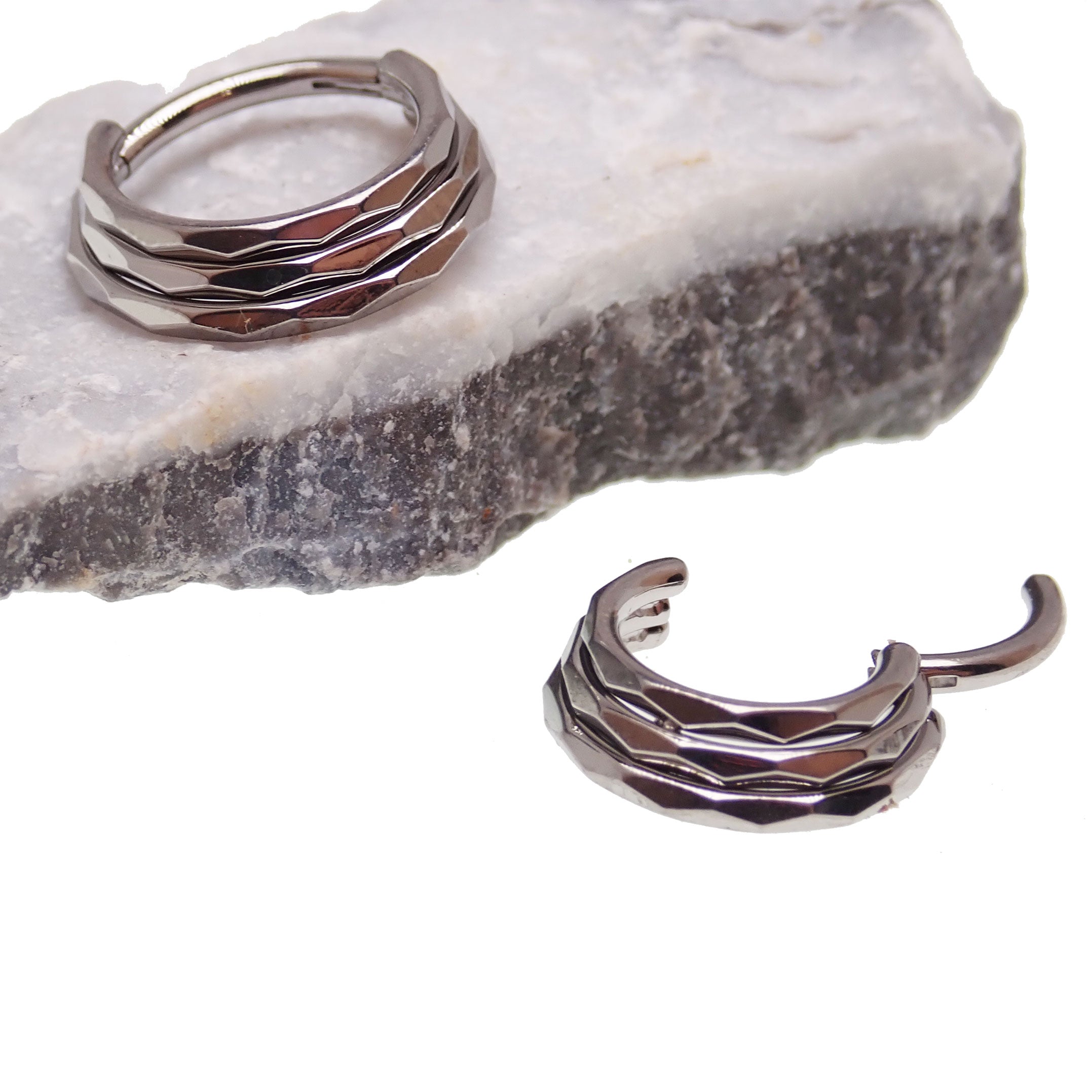 3-stack beveled titanium clicker body jewelry in 16g, featuring a sleek design with three interconnected beveled segments.