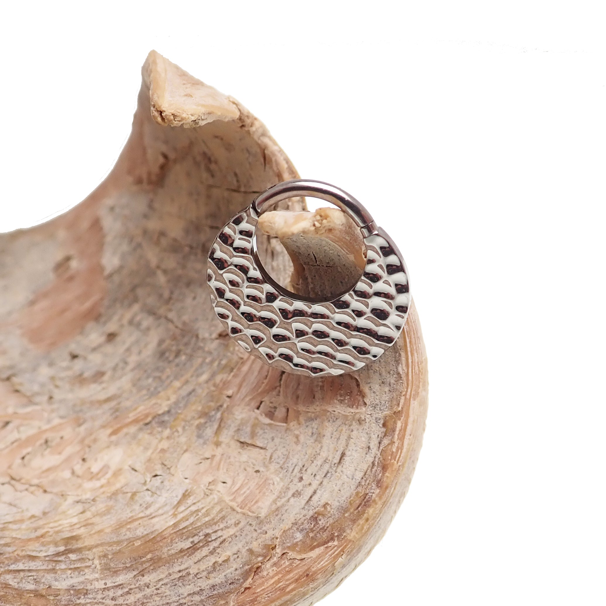 Hammered titanium 16g body jewelry clicker by Body Clickers, featuring an 8mm hammered design for stylish body piercing.