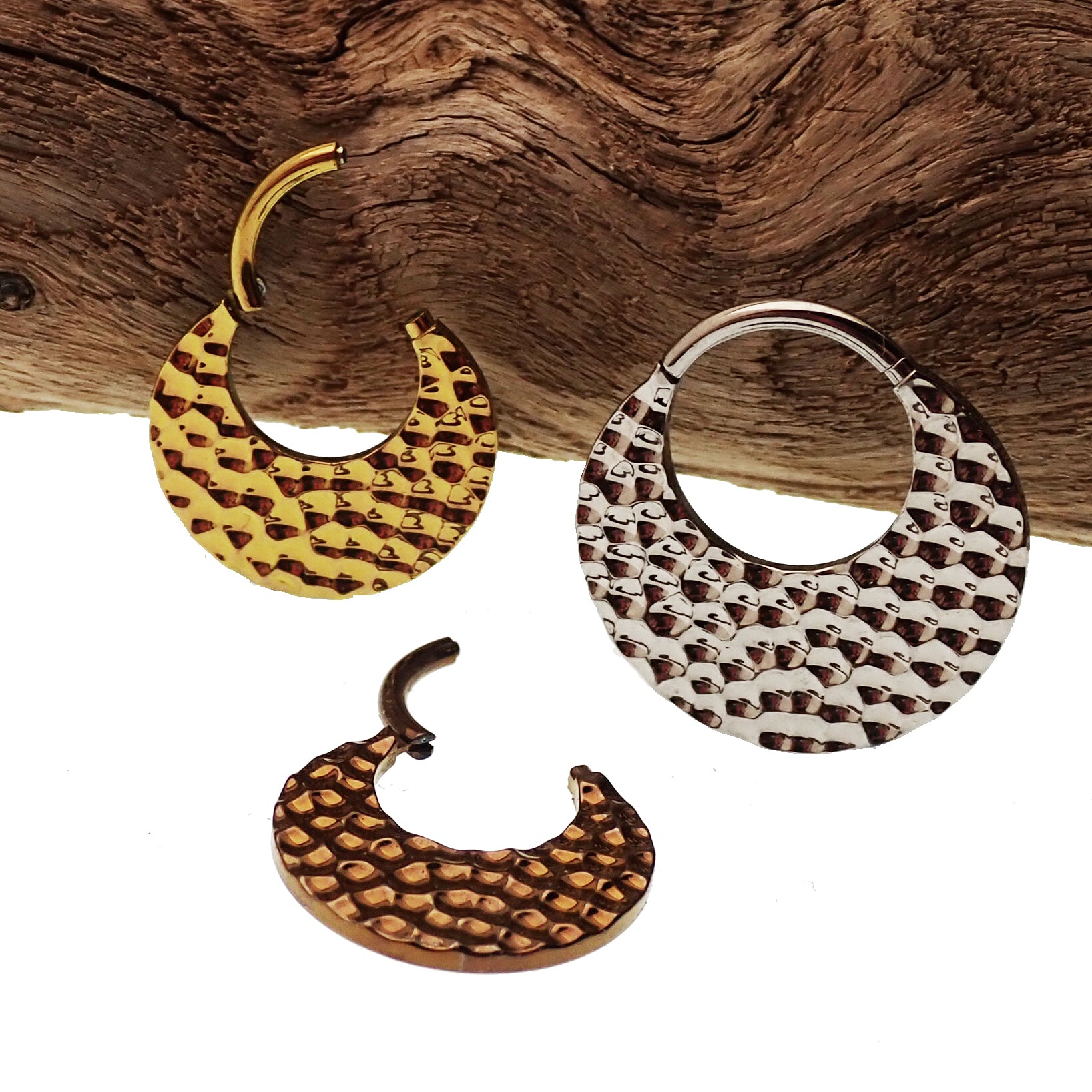 Hammered titanium 16g clicker body jewelry by Body Clickers with an 8mm hammered design and secure clasp.