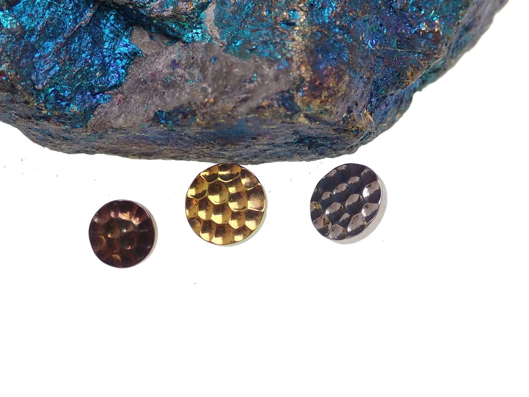 Hammered titanium top attachments for 16g body jewelry by Body Clickers, featuring a 3mm disc design with a hammered finish.