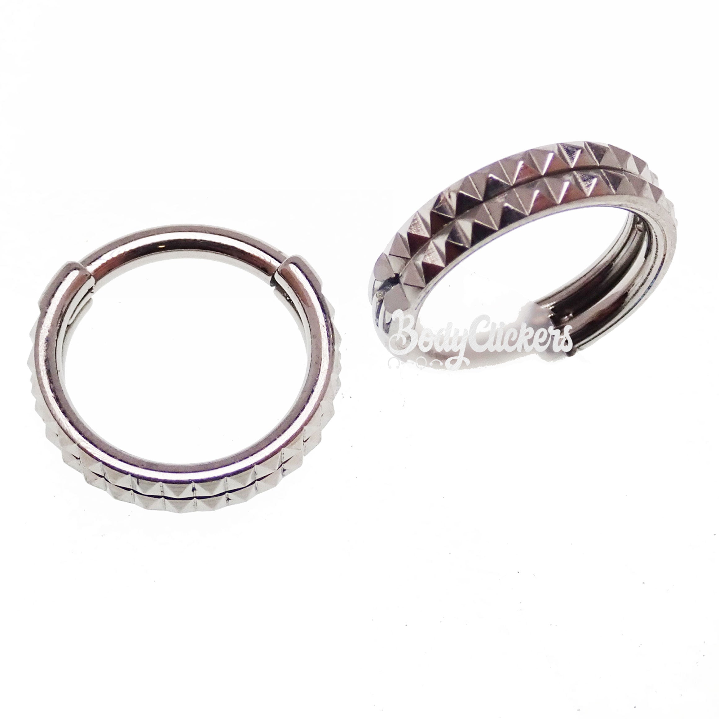 Engraved double row hinged clicker body jewelry in 16g with 8mm size, featuring a stylish engraved design.