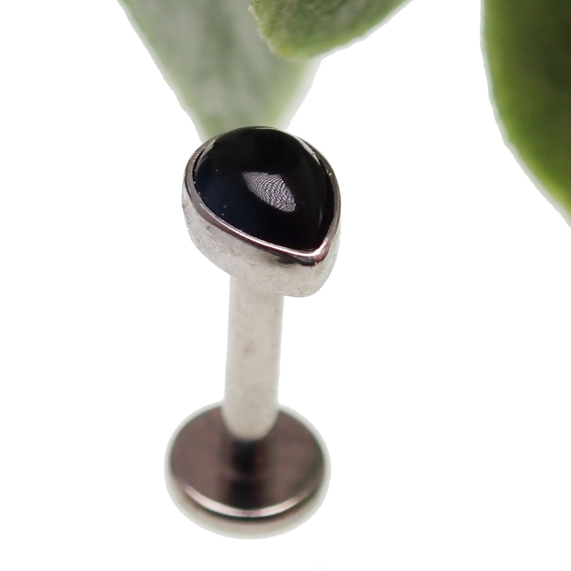 Titanium natural stone tear drop flat back labret in 18g with onyx and natural stone, featuring a 6mm tear drop shape for body jewelry