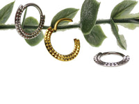 Hinged double pyramid septum clicker in 16g with 8mm diameter, by Body Clickers, showcasing the unique geometric design.